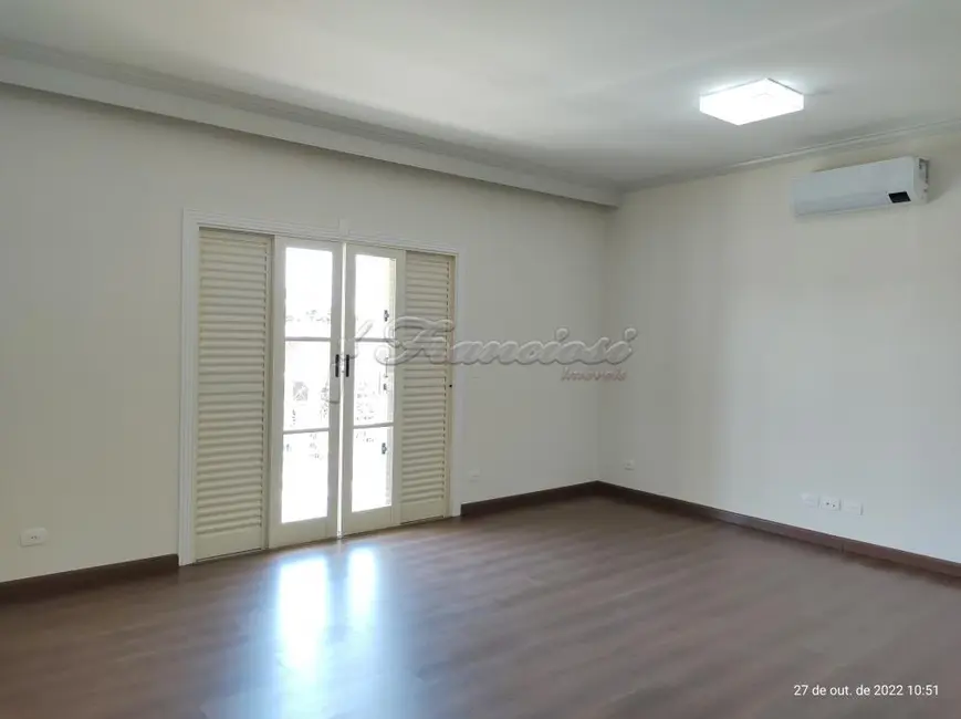 Foto 8 de Casa com 2 quartos para alugar, 600m2 em Itapetininga - SP