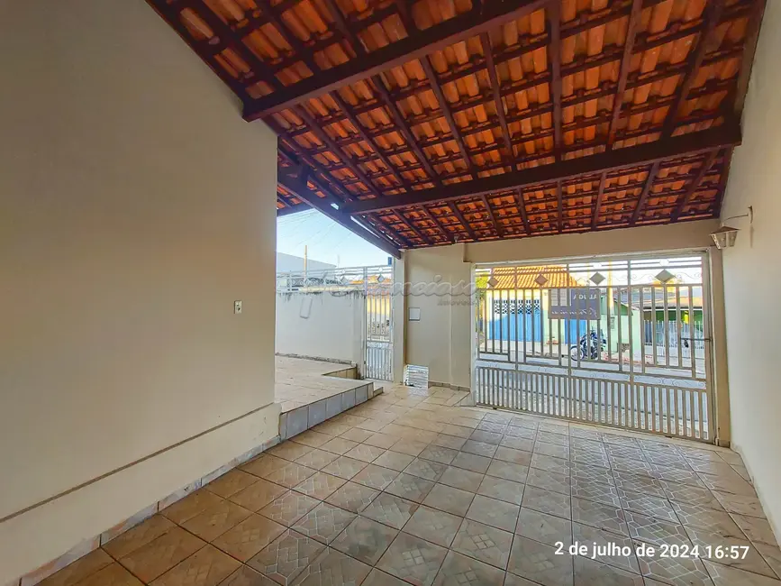 Foto 3 de Casa com 2 quartos para alugar, 350m2 em Jardim Maricota, Itapetininga - SP