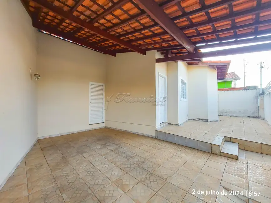 Foto 2 de Casa com 2 quartos para alugar, 350m2 em Jardim Maricota, Itapetininga - SP