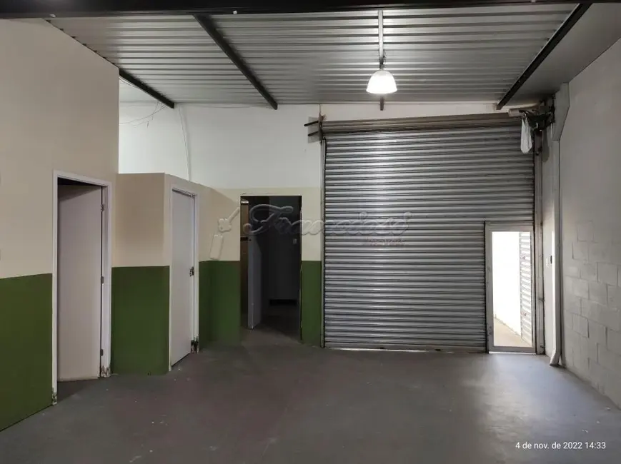 Prédio Inteiro para alugar, 250m2 em Vila Carolina, Itapetininga - SP - imagem 7 Foto 7 de Prédio Inteiro para alugar, 250m2 em Vila Carolina, Itapetininga - SP