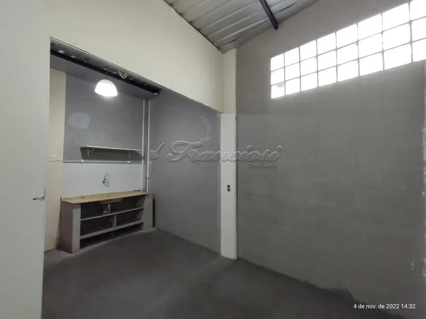 Prédio Inteiro para alugar, 250m2 em Vila Carolina, Itapetininga - SP - imagem 5 Foto 5 de Prédio Inteiro para alugar, 250m2 em Vila Carolina, Itapetininga - SP