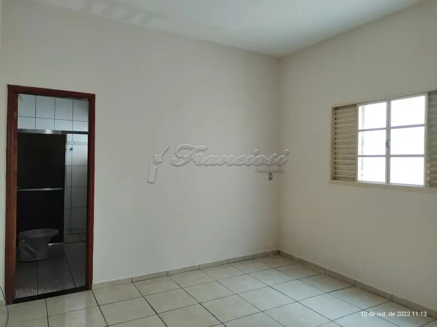 Foto 6 de Casa com 2 quartos à venda, 125m2 em Vila Serafim, Itapetininga - SP