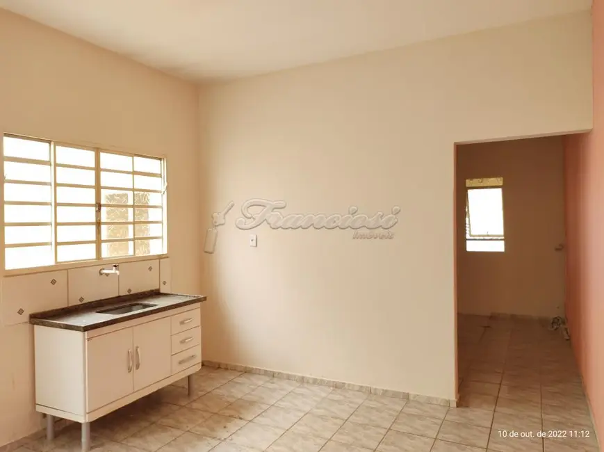 Foto 3 de Casa com 2 quartos à venda, 125m2 em Vila Serafim, Itapetininga - SP