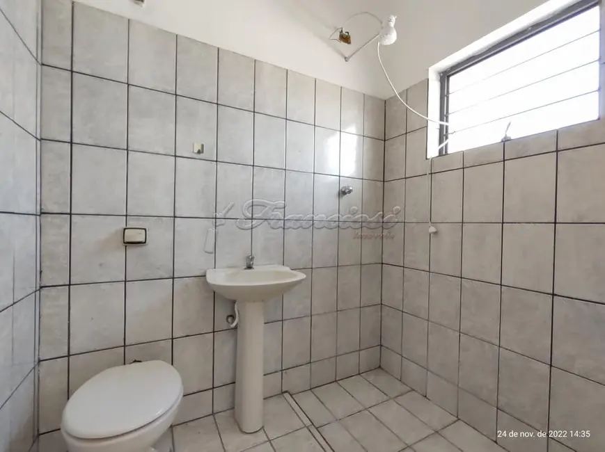 Prédio Inteiro para alugar, 100m2 em Centro, Itapetininga - SP - imagem 5 Foto 5 de Prédio Inteiro para alugar, 100m2 em Centro, Itapetininga - SP