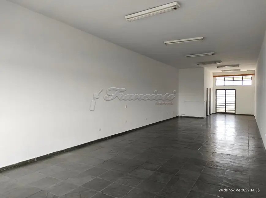 Foto 1 de Prédio Inteiro para alugar, 100m2 em Centro, Itapetininga - SP