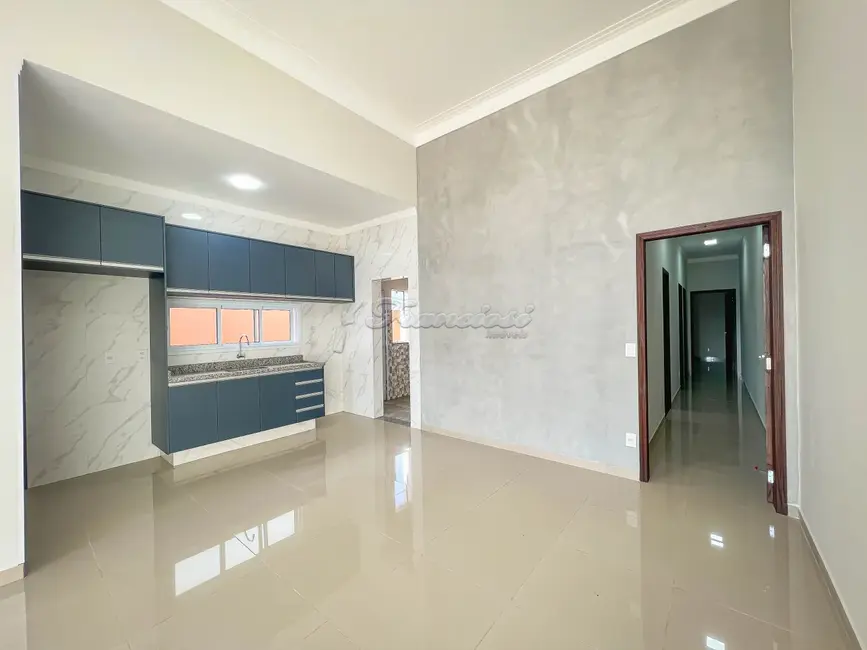 Casa de Condomínio com 3 quartos à venda, 188m2 em Vila Progresso, Itapetininga - SP - imagem 5 Foto 5 de Casa de Condomínio com 3 quartos à venda, 188m2 em Vila Progresso, Itapetininga - SP