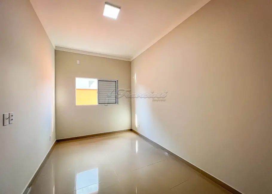 Casa de Condomínio com 3 quartos à venda, 188m2 em Vila Progresso, Itapetininga - SP - imagem 9 Foto 9 de Casa de Condomínio com 3 quartos à venda, 188m2 em Vila Progresso, Itapetininga - SP
