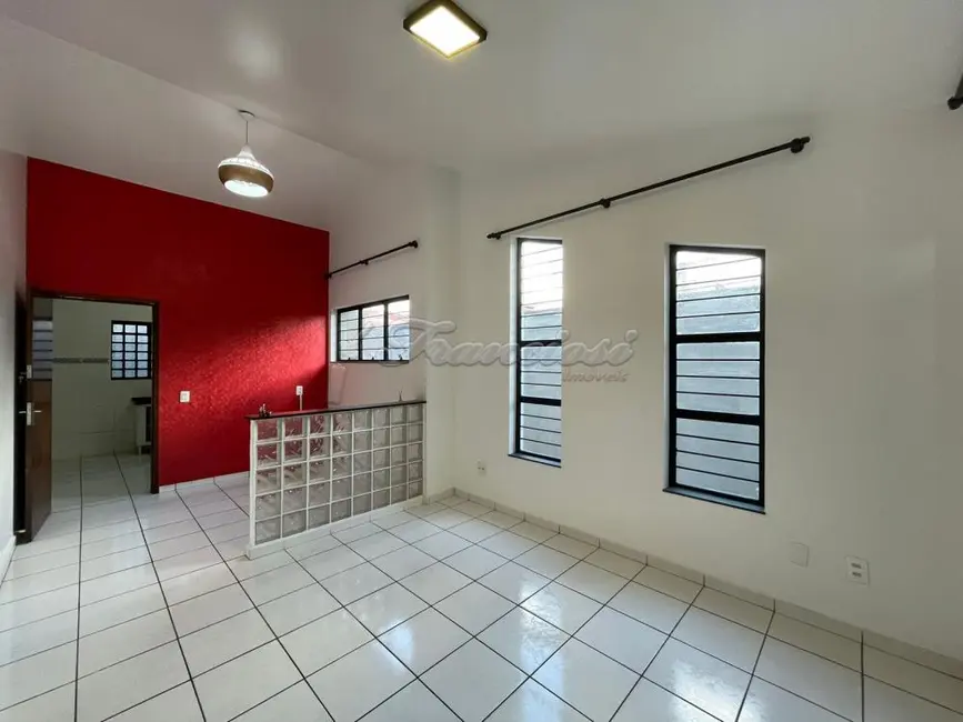 Foto 2 de Casa com 3 quartos à venda, 150m2 em Parque da Lagoa, Itapetininga - SP