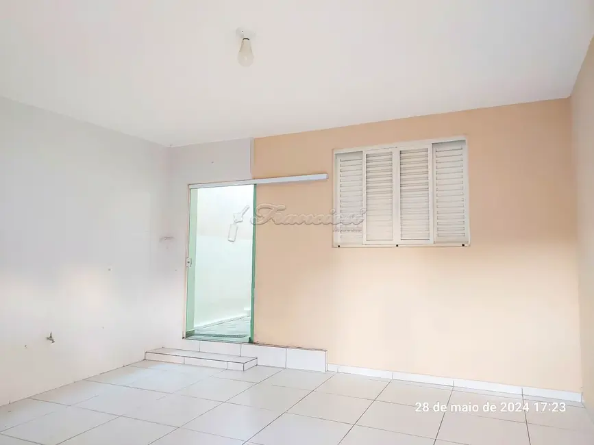 Foto 1 de Casa com 2 quartos para alugar, 86m2 em Centro, Itapetininga - SP