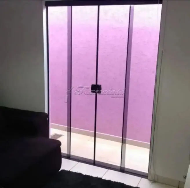 Foto 2 de Casa com 2 quartos à venda, 190m2 em Jardim Fogaça, Itapetininga - SP