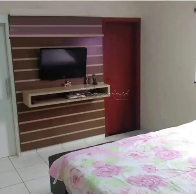 Casa com 2 quartos à venda, 190m2 em Jardim Fogaça, Itapetininga - SP - imagem 8 Foto 8 de Casa com 2 quartos à venda, 190m2 em Jardim Fogaça, Itapetininga - SP