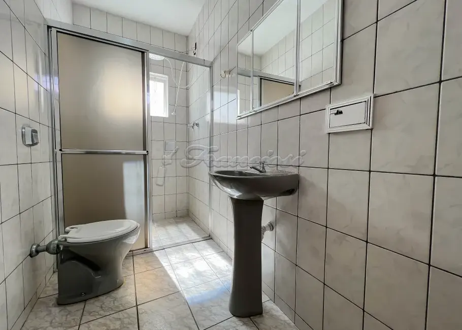 Casa com 3 quartos à venda, 150m2 em Vila Esplanada, Itapetininga - SP - imagem 6 Foto 6 de Casa com 3 quartos à venda, 150m2 em Vila Esplanada, Itapetininga - SP