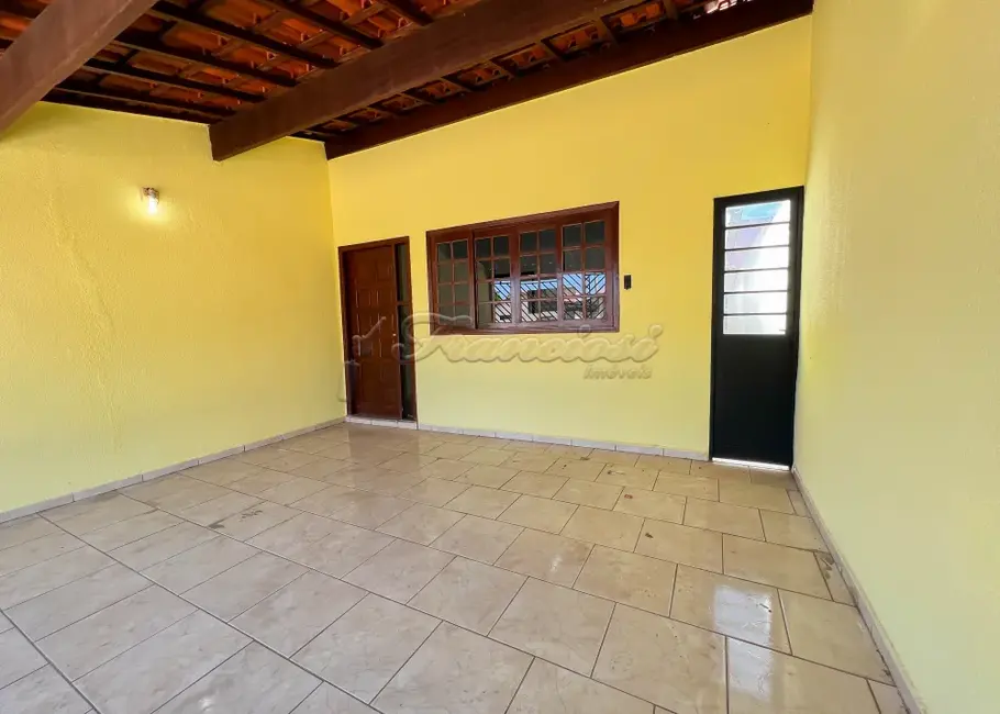 Foto 1 de Casa com 3 quartos à venda, 150m2 em Vila Esplanada, Itapetininga - SP