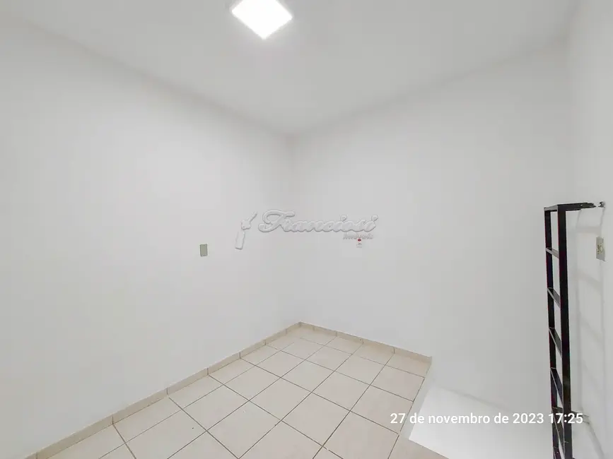 Foto 5 de Prédio Inteiro para alugar, 16m2 em Centro, Itapetininga - SP