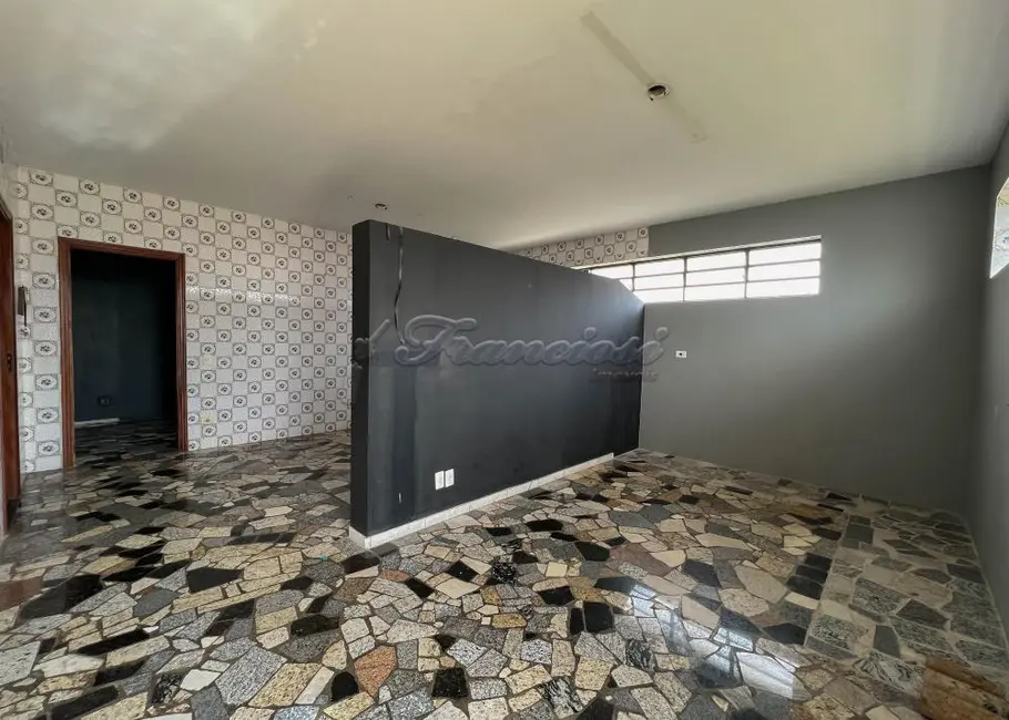 Foto 7 de Casa com 4 quartos para alugar, 660m2 em Centro, Itapetininga - SP