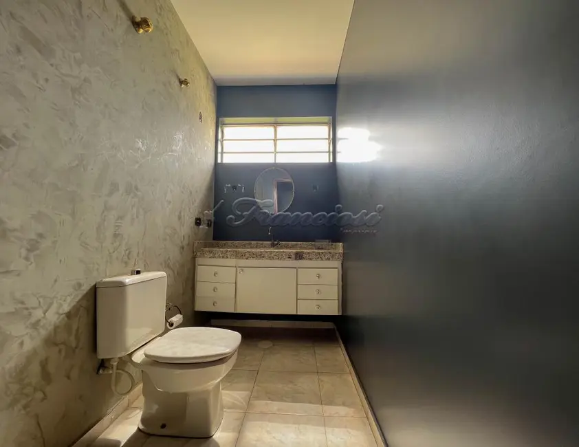 Foto 5 de Casa com 4 quartos para alugar, 660m2 em Centro, Itapetininga - SP