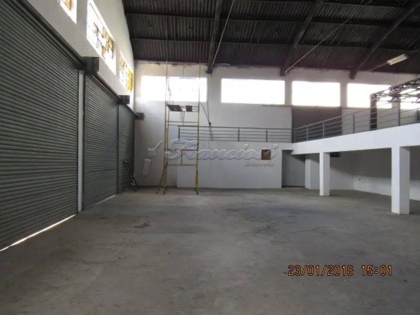 Foto 1 de Sala Comercial para alugar, 1230m2 em Centro, Itapetininga - SP