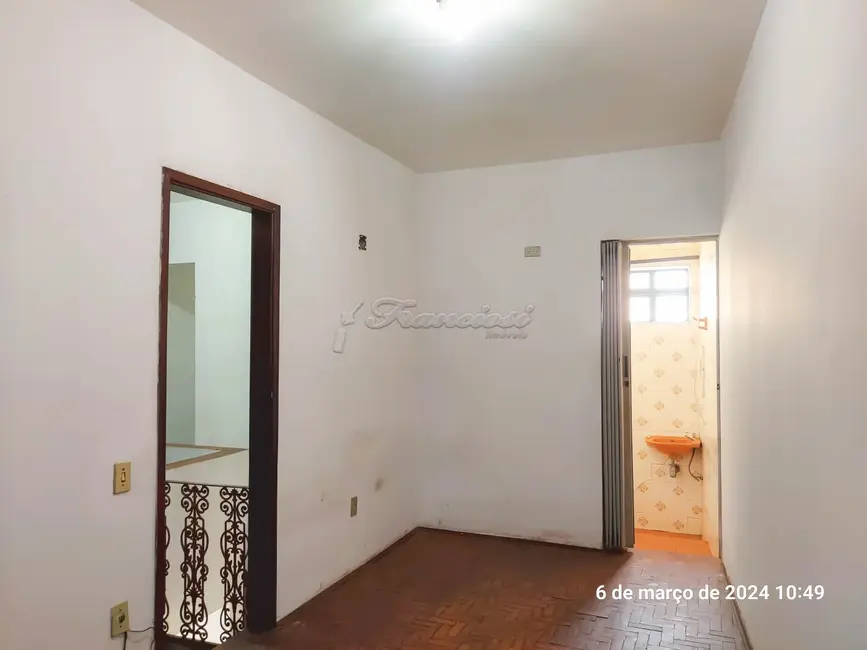 Loja para alugar, 107m2 em Centro, Itapetininga - SP - imagem 6 Foto 6 de Loja para alugar, 107m2 em Centro, Itapetininga - SP