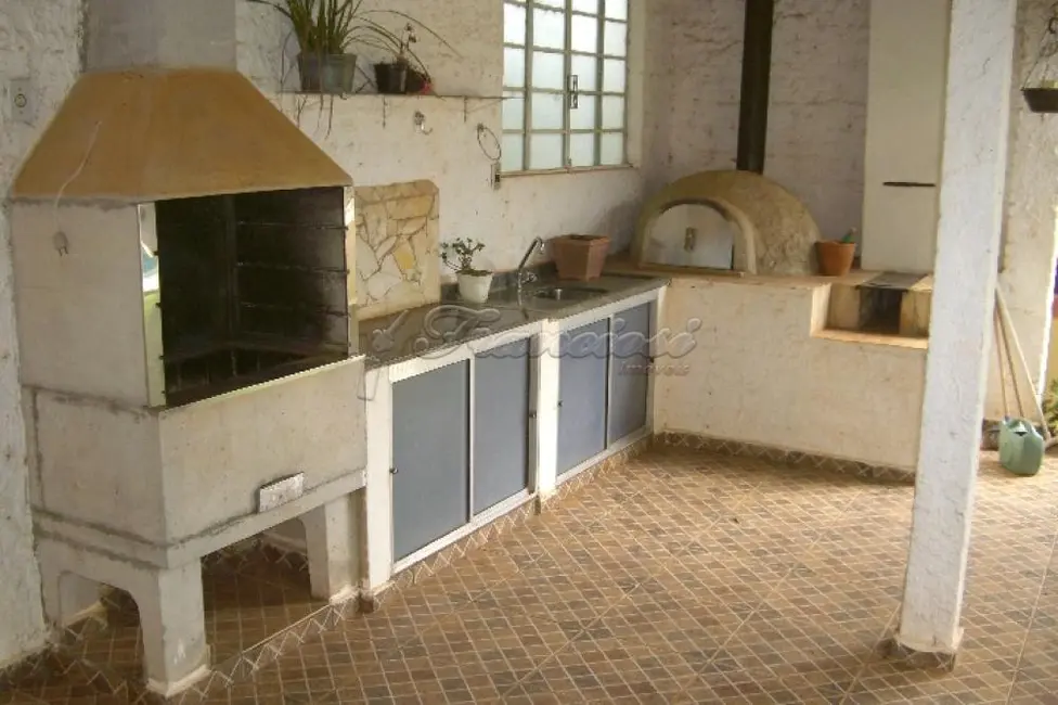 Foto 6 de Chácara com 4 quartos para alugar, 430m2 em Itapetininga - SP