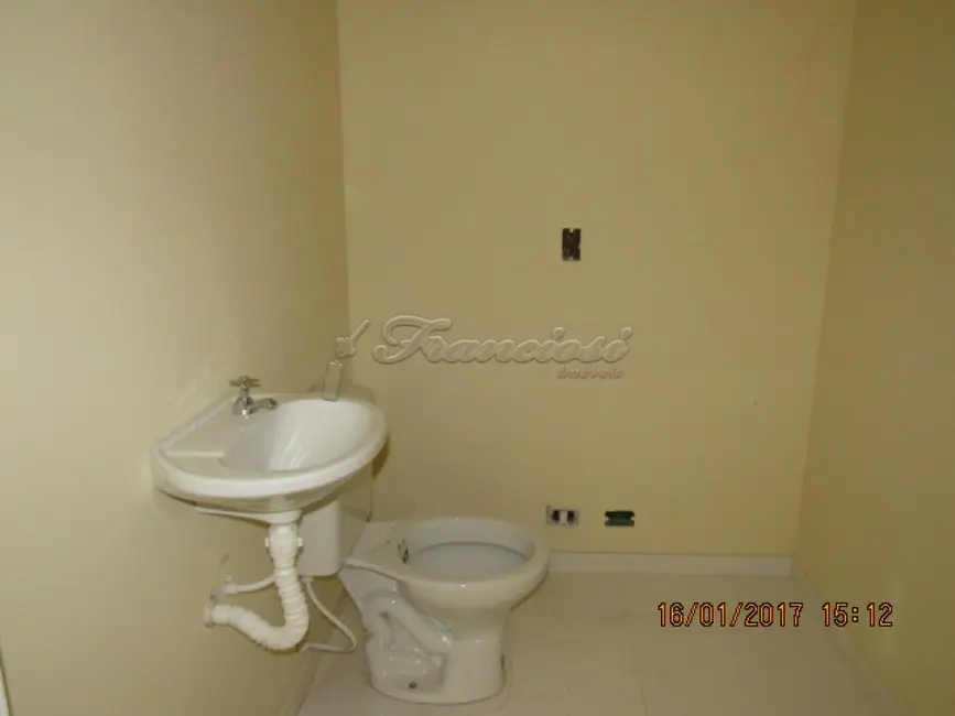 Prédio Inteiro para alugar, 180m2 em Centro, Itapetininga - SP - imagem 6 Foto 6 de Prédio Inteiro para alugar, 180m2 em Centro, Itapetininga - SP