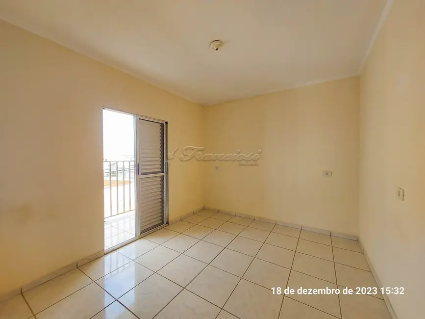 Apartamento com 2 quartos para alugar, 68m2 em Vila Carolina, Itapetininga - SP - imagem 5 Foto 5 de Apartamento com 2 quartos para alugar, 68m2 em Vila Carolina, Itapetininga - SP