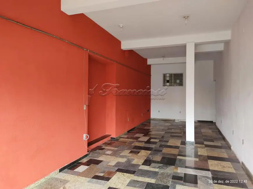 Prédio Inteiro para alugar, 91m2 em Vila Carolina, Itapetininga - SP - imagem 1 Foto 1 de Prédio Inteiro para alugar, 91m2 em Vila Carolina, Itapetininga - SP