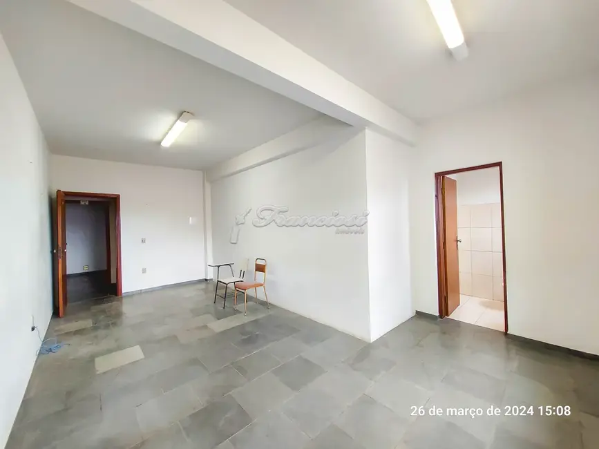 Foto 3 de Prédio Inteiro para alugar, 25m2 em Centro, Itapetininga - SP