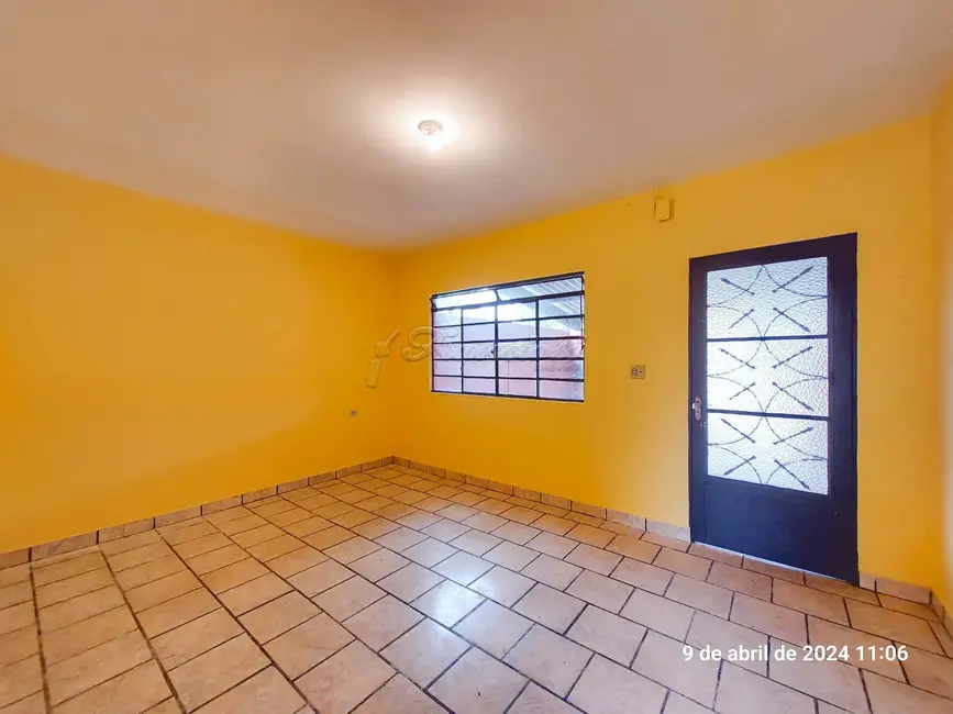 Foto 2 de Casa com 2 quartos para alugar, 122m2 em Vila Santa Isabel, Itapetininga - SP