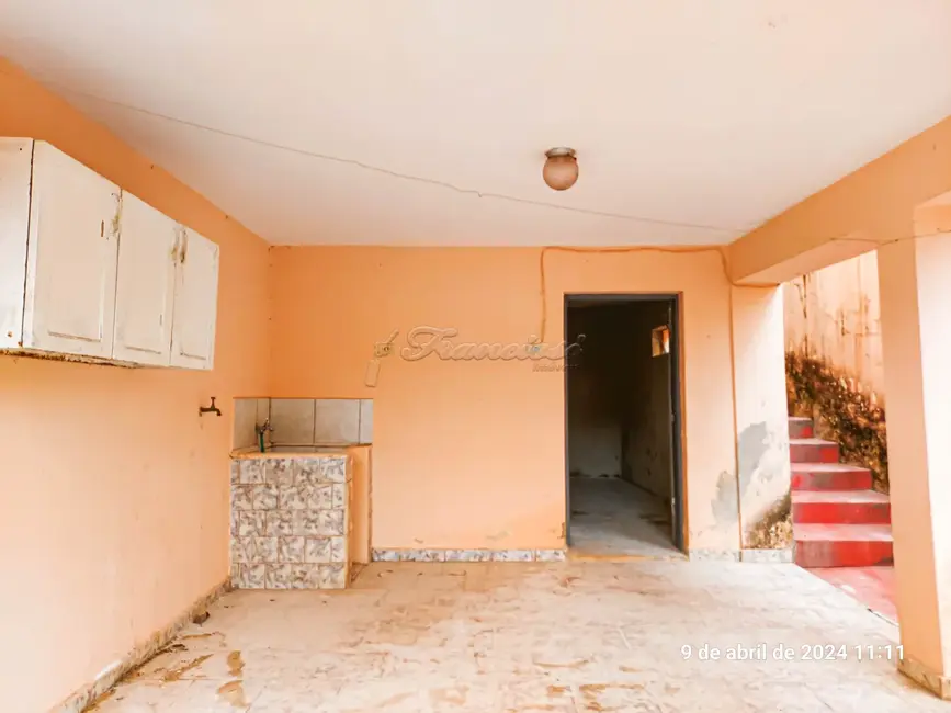 Foto 9 de Casa com 2 quartos para alugar, 122m2 em Vila Santa Isabel, Itapetininga - SP