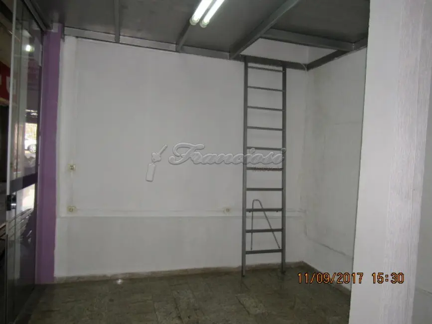 Prédio Inteiro para alugar, 15m2 em Centro, Itapetininga - SP - imagem 3 Foto 3 de Prédio Inteiro para alugar, 15m2 em Centro, Itapetininga - SP