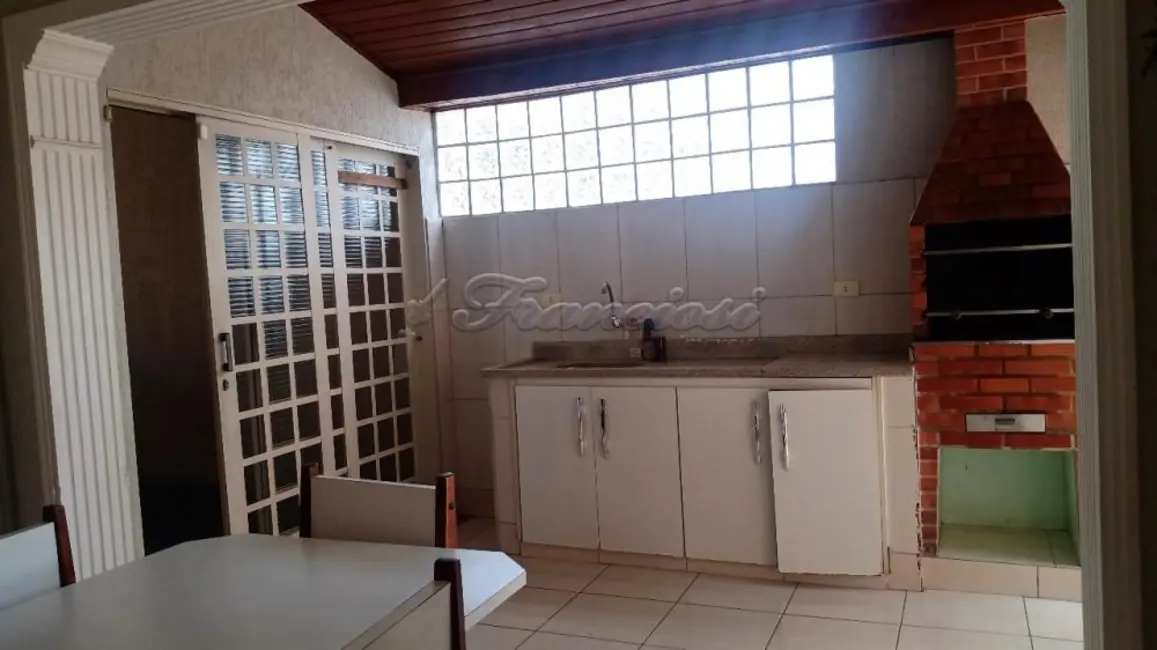 Foto 9 de Casa com 3 quartos à venda, 280m2 em Vila Barth, Itapetininga - SP