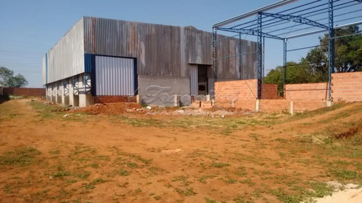 Sala Comercial para alugar, 690m2 em Chapada Grande, Itapetininga - SP - imagem 5 Foto 5 de Sala Comercial para alugar, 690m2 em Chapada Grande, Itapetininga - SP