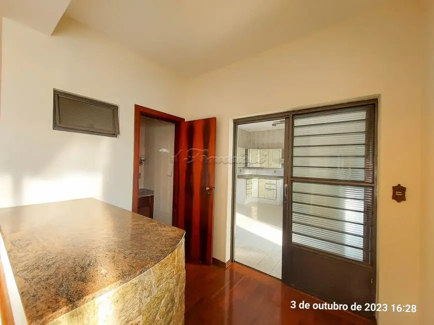 Foto 6 de Loja com 3 quartos para alugar, 209m2 em Centro, Itapetininga - SP