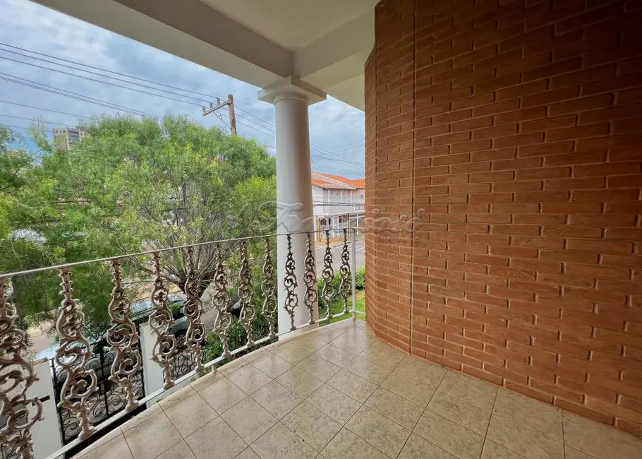 Foto 16 de Casa com 4 quartos à venda, 660m2 em Centro, Itapetininga - SP