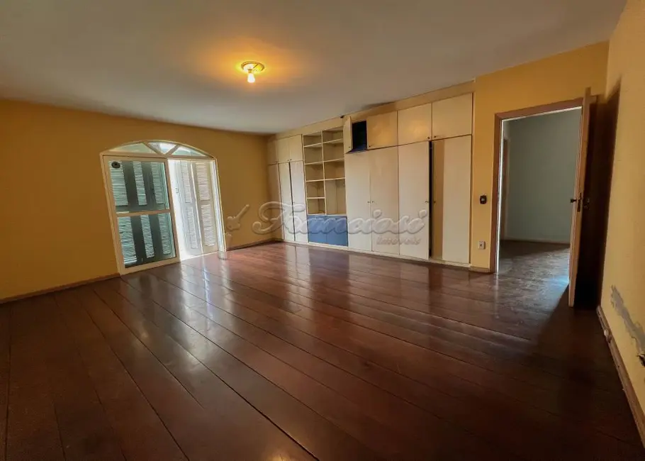 Foto 18 de Casa com 4 quartos à venda, 660m2 em Centro, Itapetininga - SP