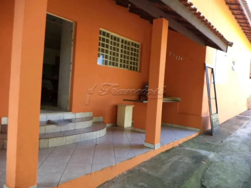 Casa com 3 quartos à venda, 1600m2 em Jardim Fogaça, Itapetininga - SP - imagem 4 Foto 4 de Casa com 3 quartos à venda, 1600m2 em Jardim Fogaça, Itapetininga - SP