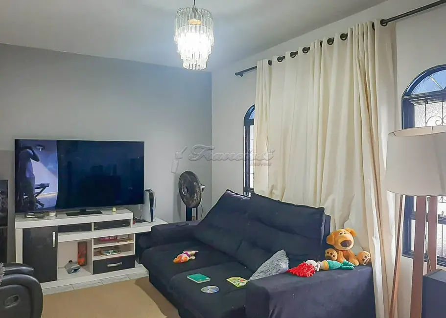 Casa com 2 quartos à venda, 300m2 em Parque Atenas do Sul, Itapetininga - SP - imagem 2 Foto 2 de Casa com 2 quartos à venda, 300m2 em Parque Atenas do Sul, Itapetininga - SP
