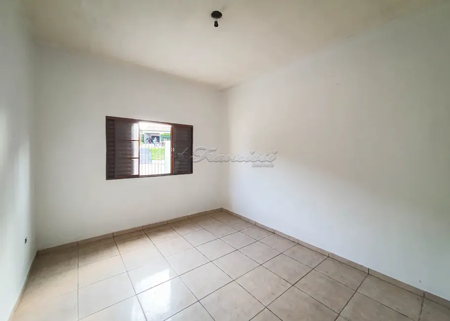 Casa com 2 quartos à venda, 100m2 em Itapetininga - SP - imagem 7 Foto 7 de Casa com 2 quartos à venda, 100m2 em Itapetininga - SP