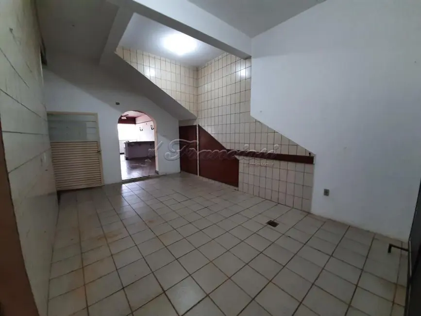 Prédio Inteiro à venda, 563m2 em Jardim Itália, Itapetininga - SP - imagem 6 Foto 6 de Prédio Inteiro à venda, 563m2 em Jardim Itália, Itapetininga - SP