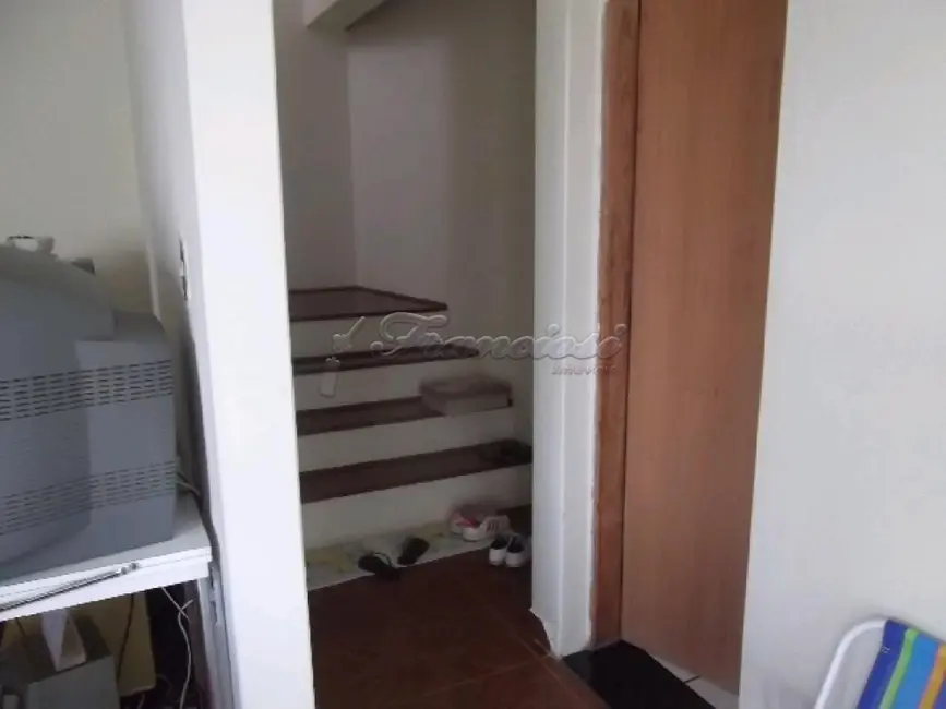 Foto 6 de Casa com 2 quartos à venda, 155m2 em Vila Nastri, Itapetininga - SP