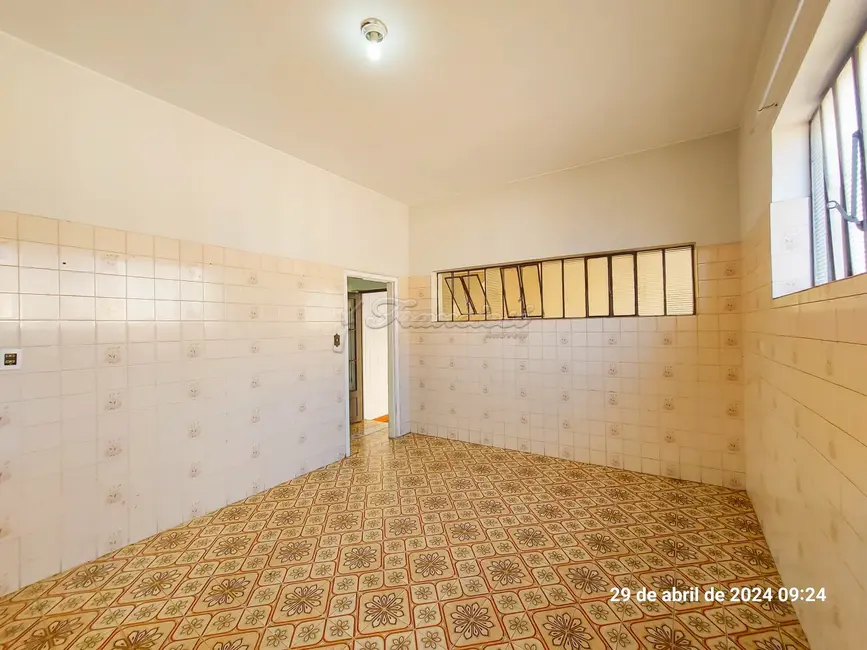 Foto 2 de Casa com 4 quartos à venda, 132m2 em Centro, Itapetininga - SP