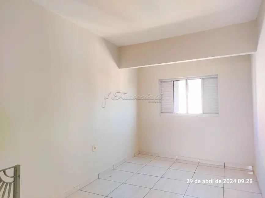 Foto 10 de Casa com 4 quartos à venda, 132m2 em Centro, Itapetininga - SP