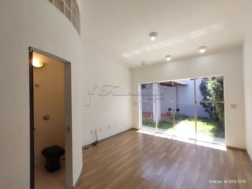 Foto 9 de Casa com 2 quartos à venda, 300m2 em Itapetininga - SP