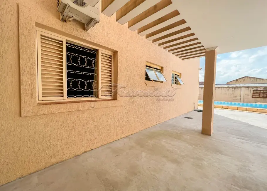 Casa com 4 quartos à venda, 600m2 em Vila Aurora, Itapetininga - SP - imagem 5 Foto 5 de Casa com 4 quartos à venda, 600m2 em Vila Aurora, Itapetininga - SP