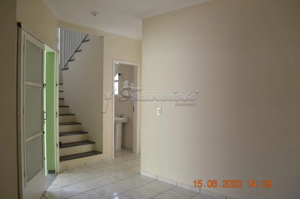 Foto 3 de Casa com 3 quartos à venda, 110m2 em Vila São José, Itapetininga - SP
