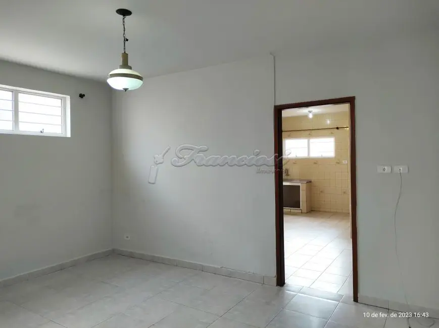 Casa com 4 quartos à venda, 220m2 em Itapetininga - SP - imagem 6 Foto 6 de Casa com 4 quartos à venda, 220m2 em Itapetininga - SP