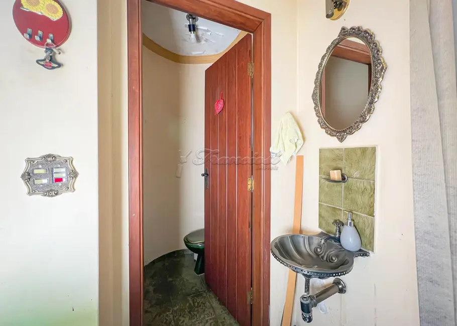 Foto 3 de Casa com 4 quartos à venda, 330m2 em Centro, Itapetininga - SP