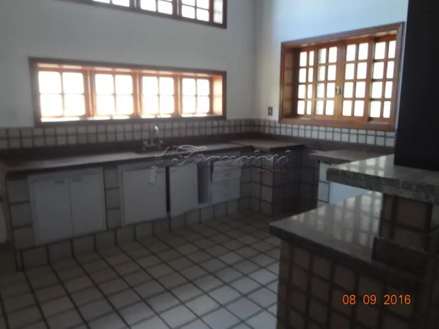 Foto 5 de Casa com 3 quartos à venda, 350m2 em Itapetininga - SP
