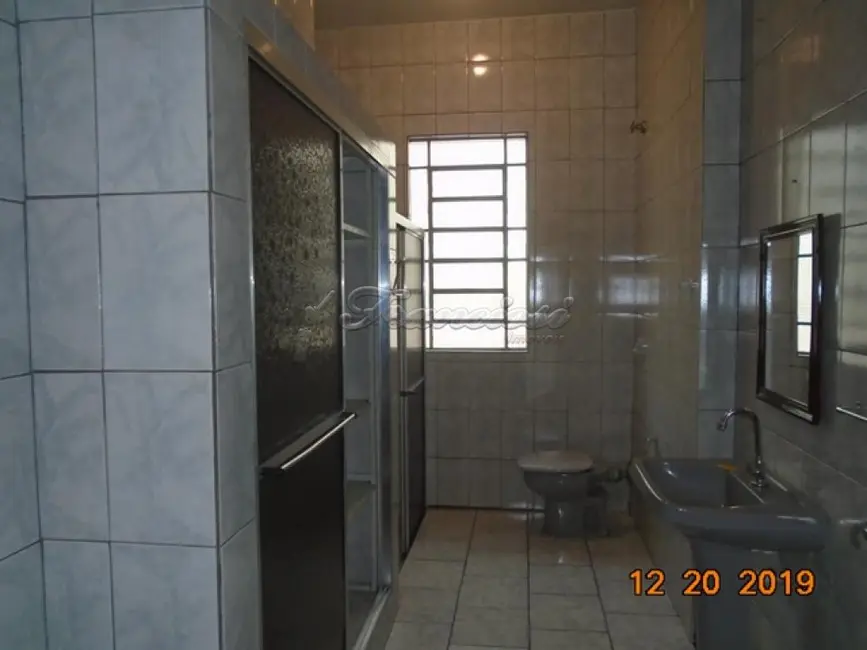 Casa com 3 quartos à venda, 213m2 em Centro, Itapetininga - SP - imagem 6 Foto 6 de Casa com 3 quartos à venda, 213m2 em Centro, Itapetininga - SP