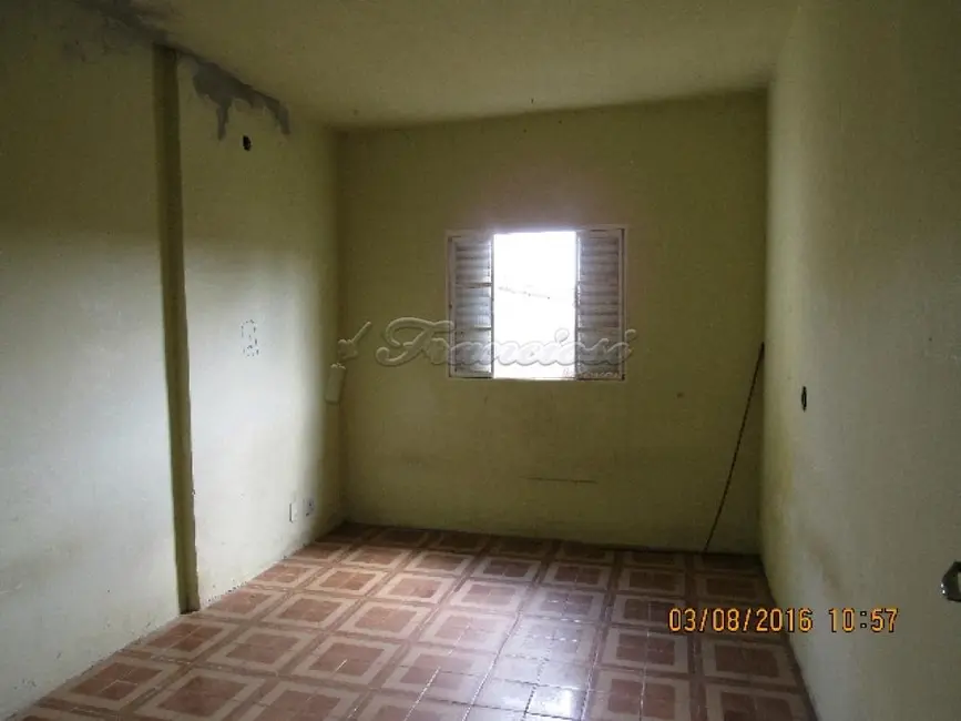 Casa com 3 quartos à venda, 144m2 em Vila Barth, Itapetininga - SP - imagem 6 Foto 6 de Casa com 3 quartos à venda, 144m2 em Vila Barth, Itapetininga - SP